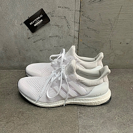 527 - ADIDAS ULTRA BOOST 1.0 'TRIPLE WHITE' - HQ4202