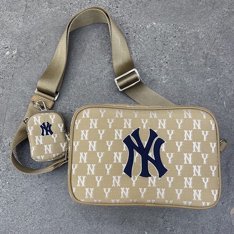 Túi Xách MLB Monogram Embossed Hobo Bag New York Yankees Màu Trắng  KO  STORE  HÀNG HIỆU CHÍNH HÃNG