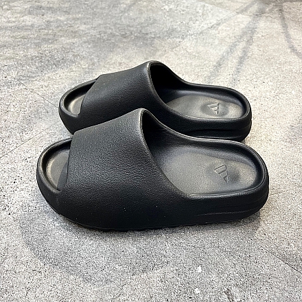 270 - Dép Adidas Yeezy Slide ‘Onyx’ - HQ6448