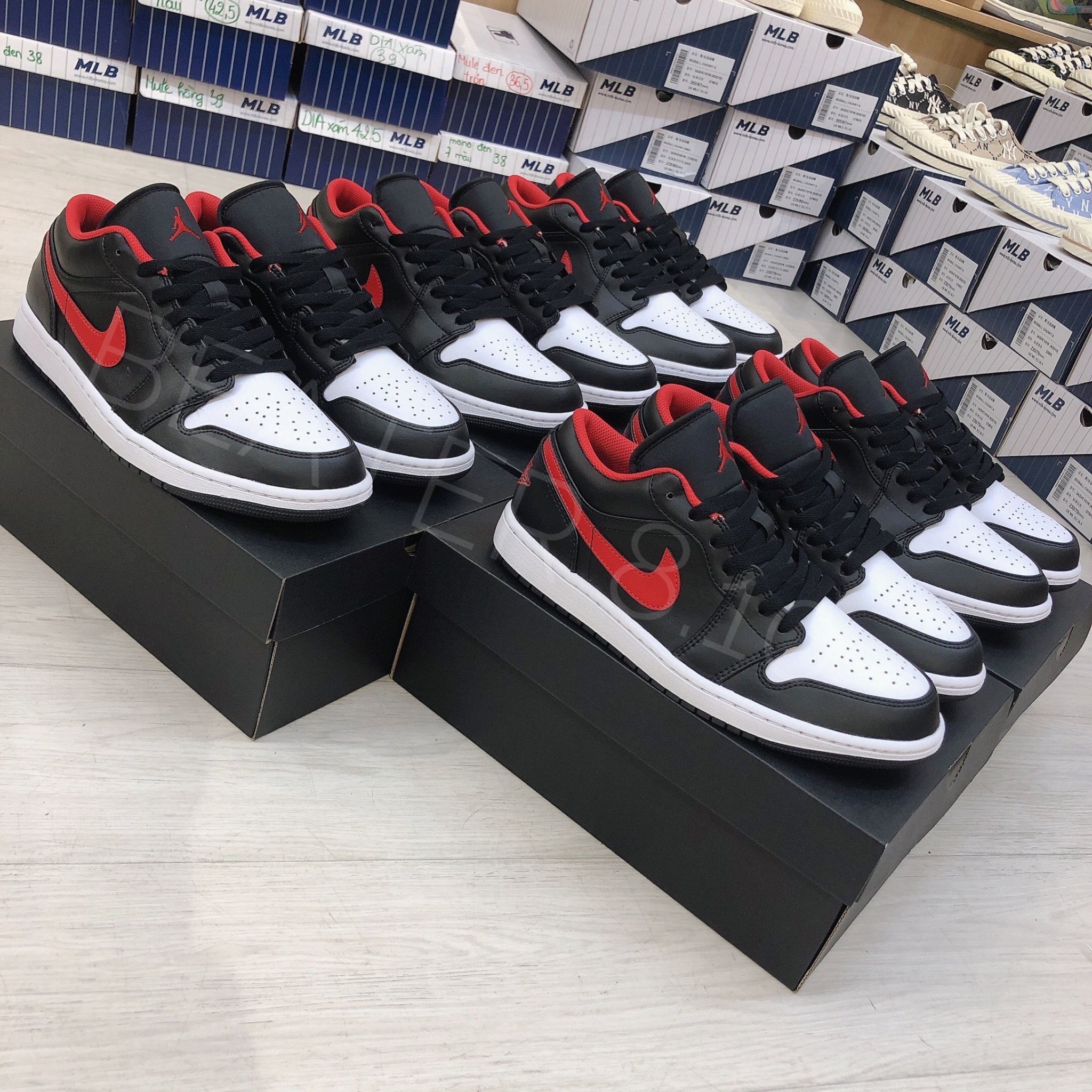 Giày Air Jordan 1 Low White Toe Chính Hãng 553558 063